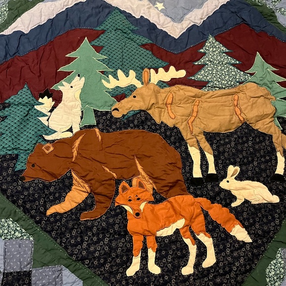 Woodland quilted throw - Picture 3 of 4